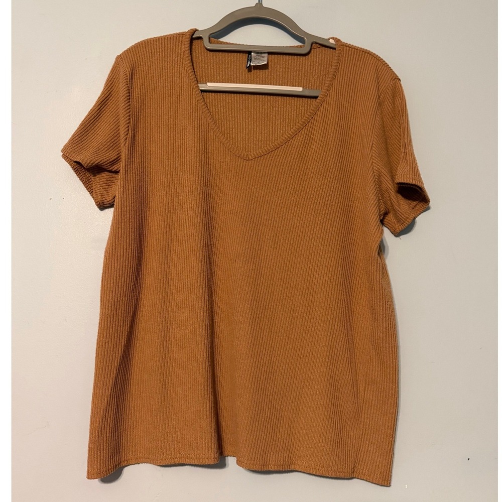 Fashion Nova Women's 2X Cognac Brown Ribbed V-Neck Short Sleeve Top 2052